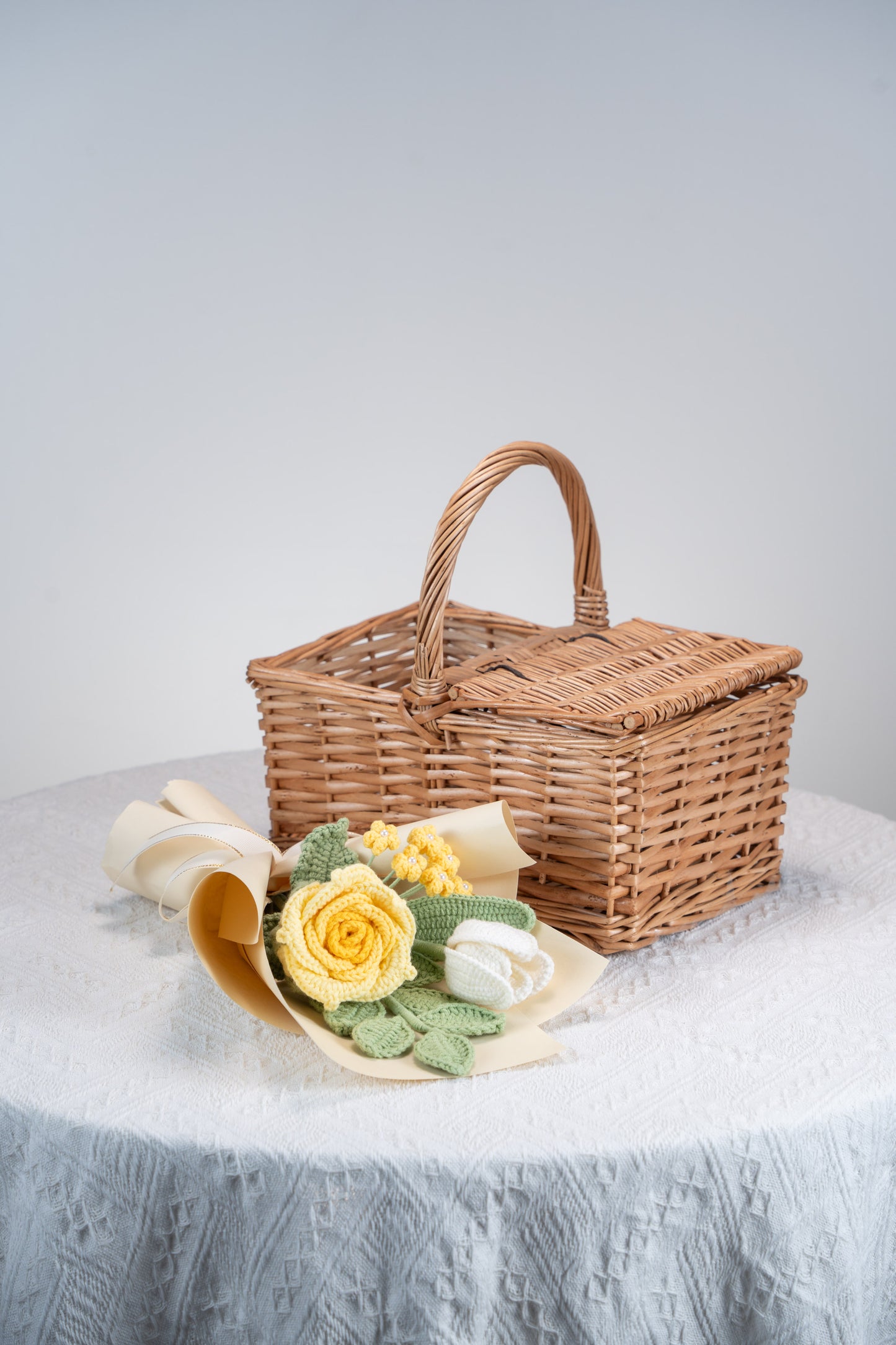 Small Yellow Rose with Tulip Bouquet
