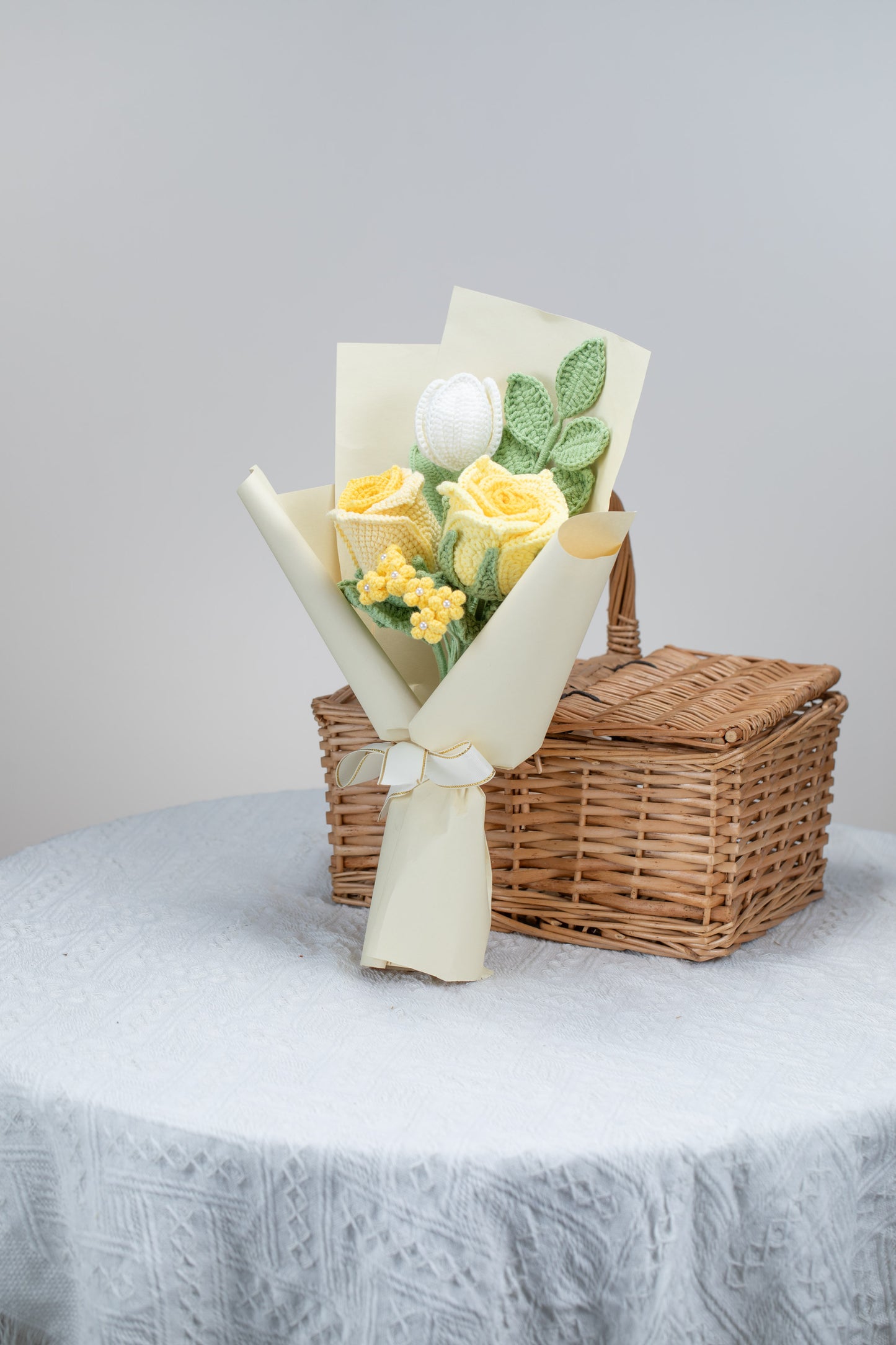 Yellow Rose with Tulip Bouquet