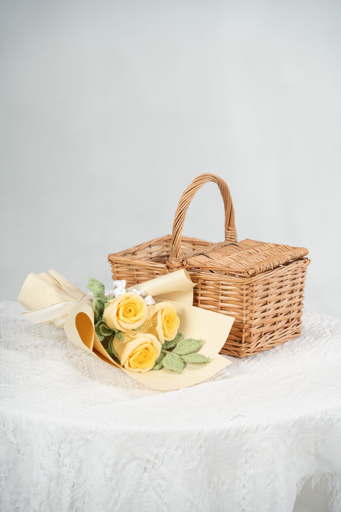 Small Yellow Rose Bouquet