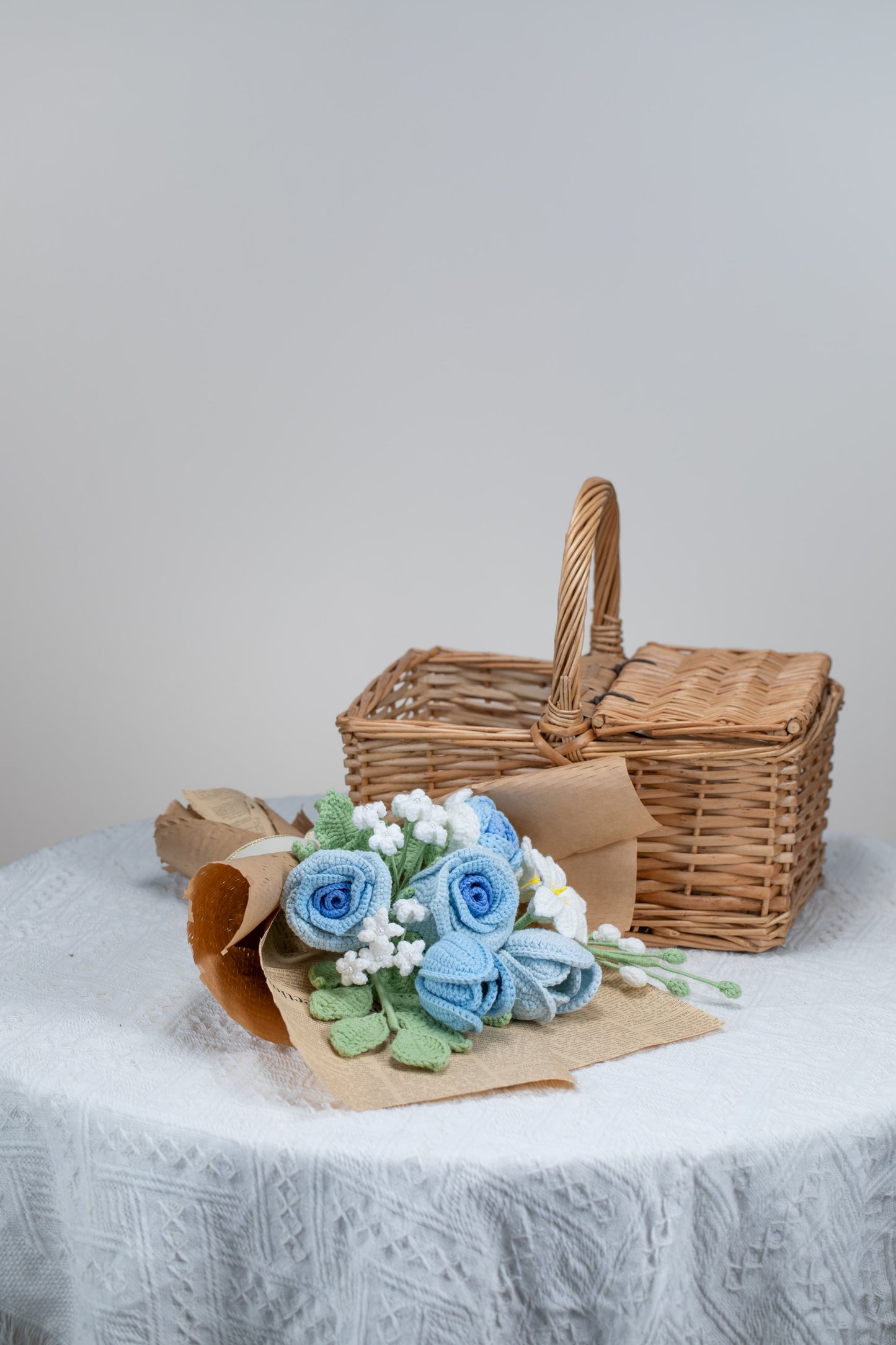 Blue Rose with Lily Bouquet