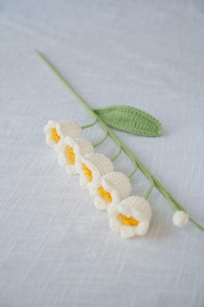 white lily of the valley