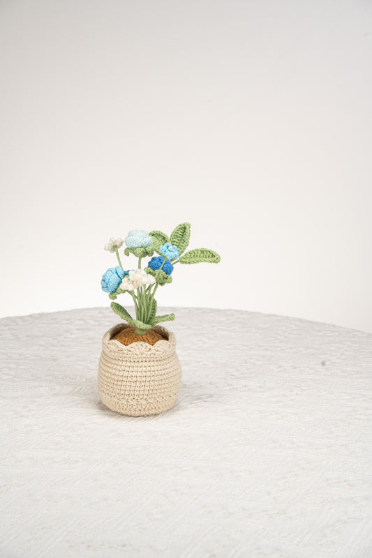 blue rose and baby's breath