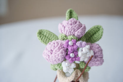 Purple rose and baby's breath